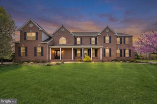 25 SHERWOOD LN, Columbus, NJ 08022