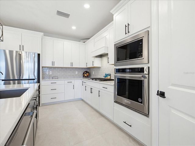 10329 SUN ISLE DRIVE, Englewood, FL 34223