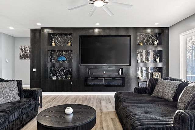 377 Margot Dr, Sparta, TN 38583