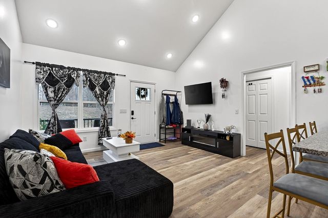 377 Margot Dr, Sparta, TN 38583