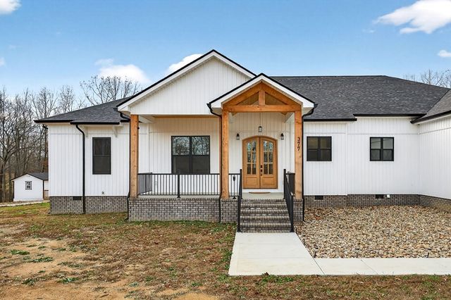 377 Margot Dr, Sparta, TN 38583