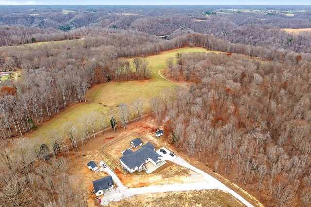 377 Margot Dr, Sparta, TN 38583