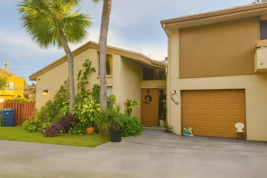 3020 E Missionwood Lane A56, Miramar, FL 33025