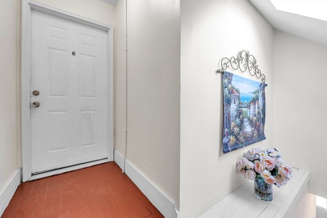 31 Ripley St 3, Worcester, MA 01610