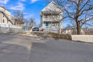 31 Ripley St 3, Worcester, MA 01610