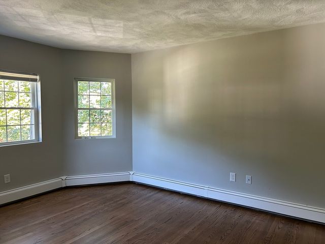 18 Ashcroft 301, Dedham, MA 02026