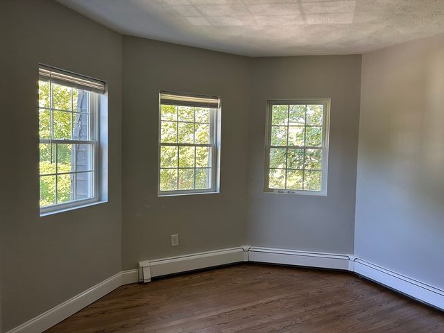 18 Ashcroft 301, Dedham, MA 02026