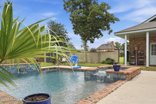 200 Kings Road, Lafayette, LA 70503