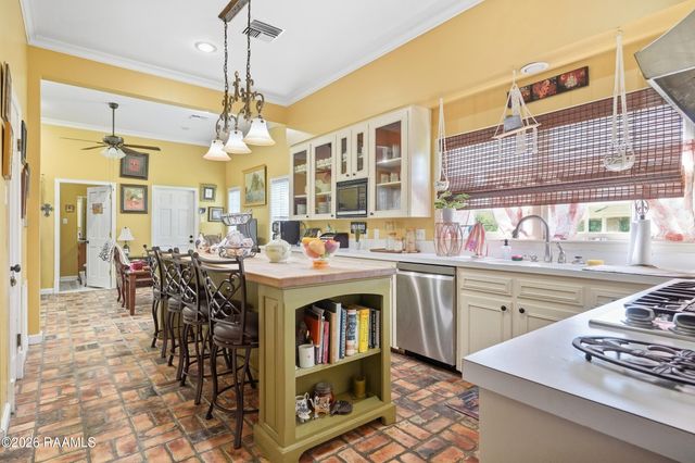 200 Kings Road, Lafayette, LA 70503