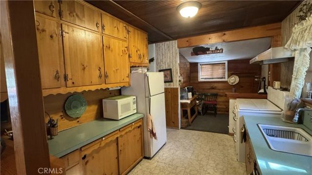 801 Edgemoor, Big Bear Lake, CA 92315