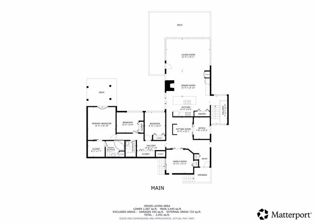 15 High Circle Way, North Oaks, MN 55127