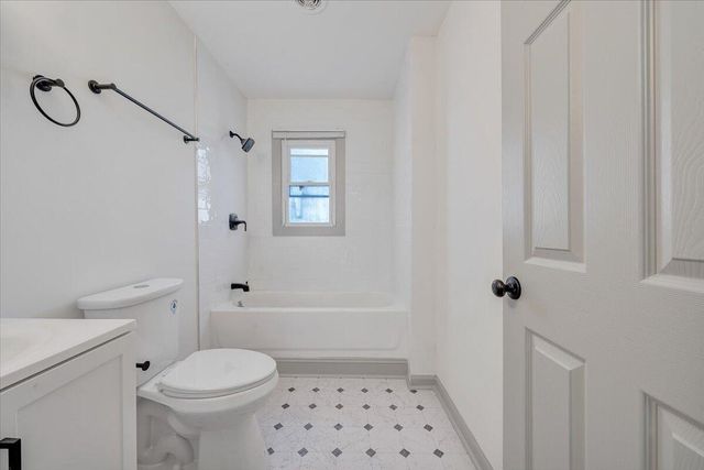 923 Morehead AVE, Roanoke, VA 24013