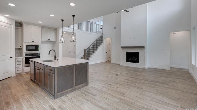 273 Sasparilla, Boerne, TX 78006
