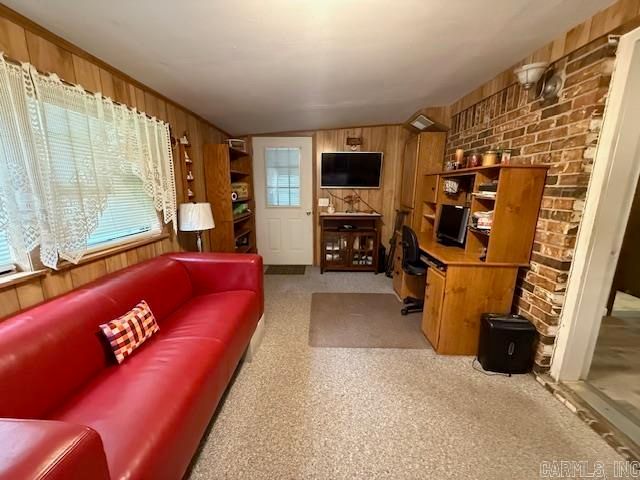 110 Carousel Rd, Southside, AR 72501
