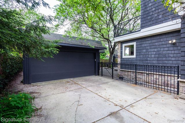 608 Purdy Street, Birmingham, MI 48009