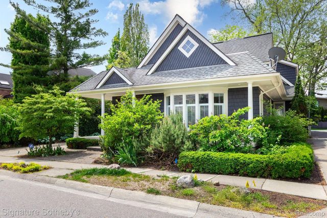 608 Purdy Street, Birmingham, MI 48009