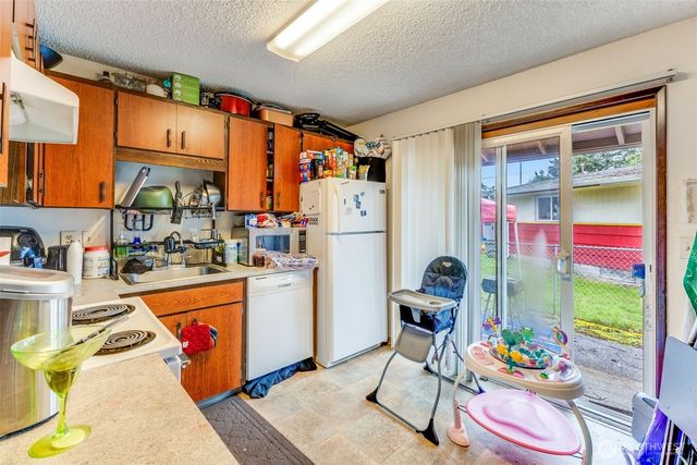 4214 S 65th Street, Tacoma, WA 98409