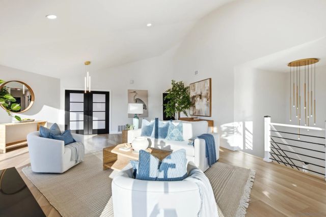 7619 Cortina Ct, Carlsbad, CA 92009