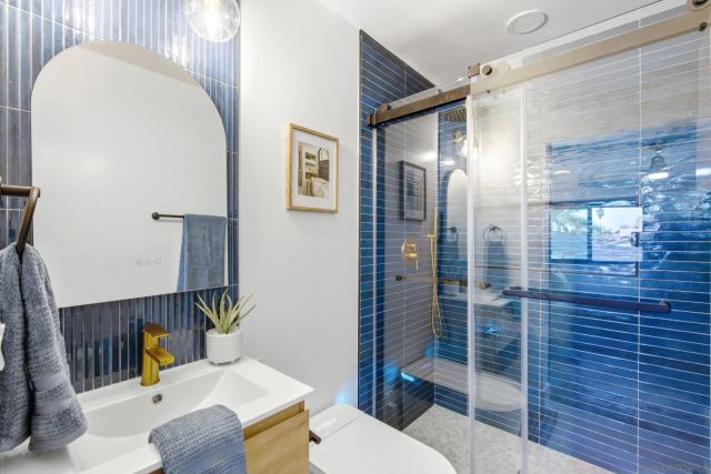 7619 Cortina Ct, Carlsbad, CA 92009