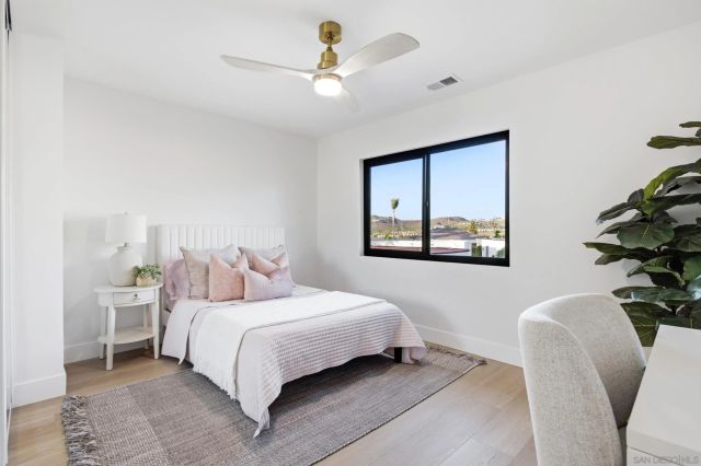 7619 Cortina Ct, Carlsbad, CA 92009