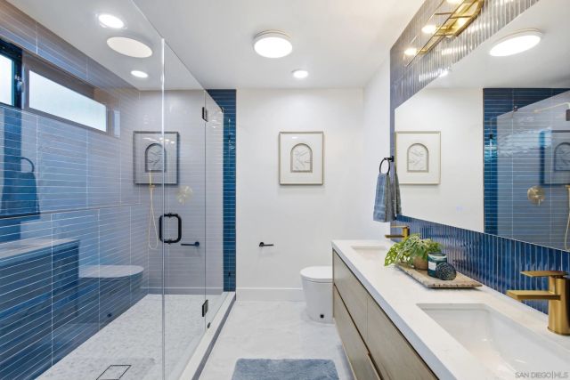 7619 Cortina Ct, Carlsbad, CA 92009