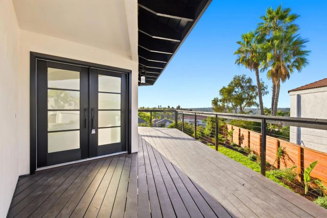 7619 Cortina Ct, Carlsbad, CA 92009