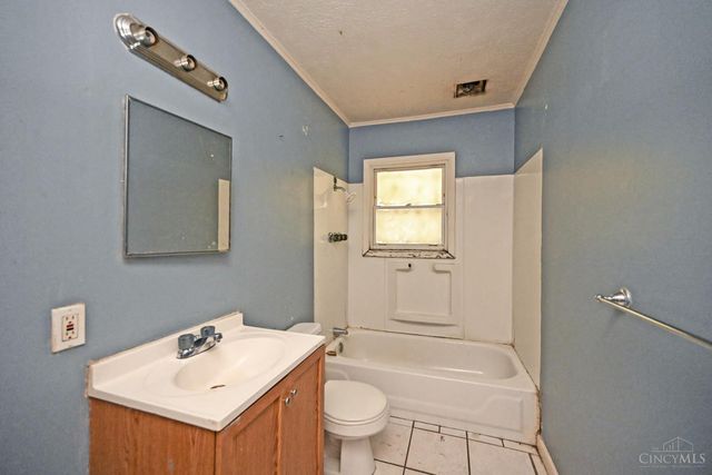 586 Brantner Lane, Union Twp, OH 45244