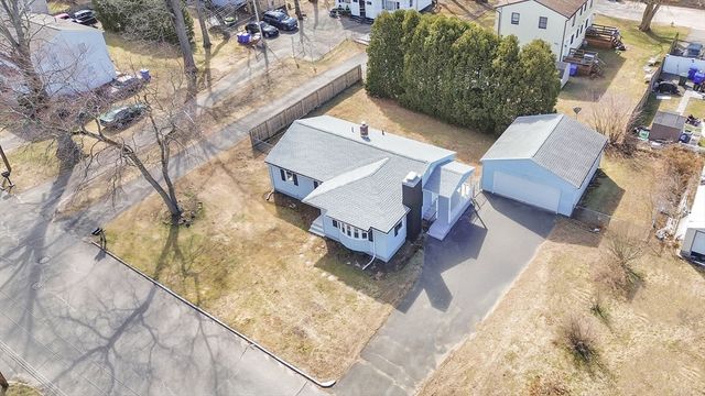 116 Carr St, Springfield, MA 01118