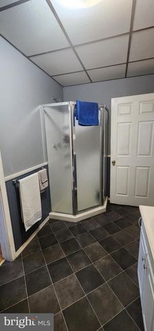 143 W RAILROAD ST, Pottsville, PA 17901