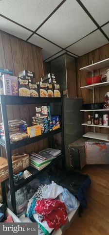 143 W RAILROAD ST, Pottsville, PA 17901