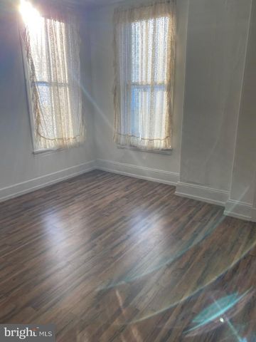 143 W RAILROAD ST, Pottsville, PA 17901