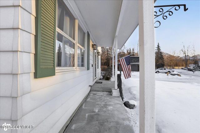 4407 Irene Drive, Anchorage, AK 99504