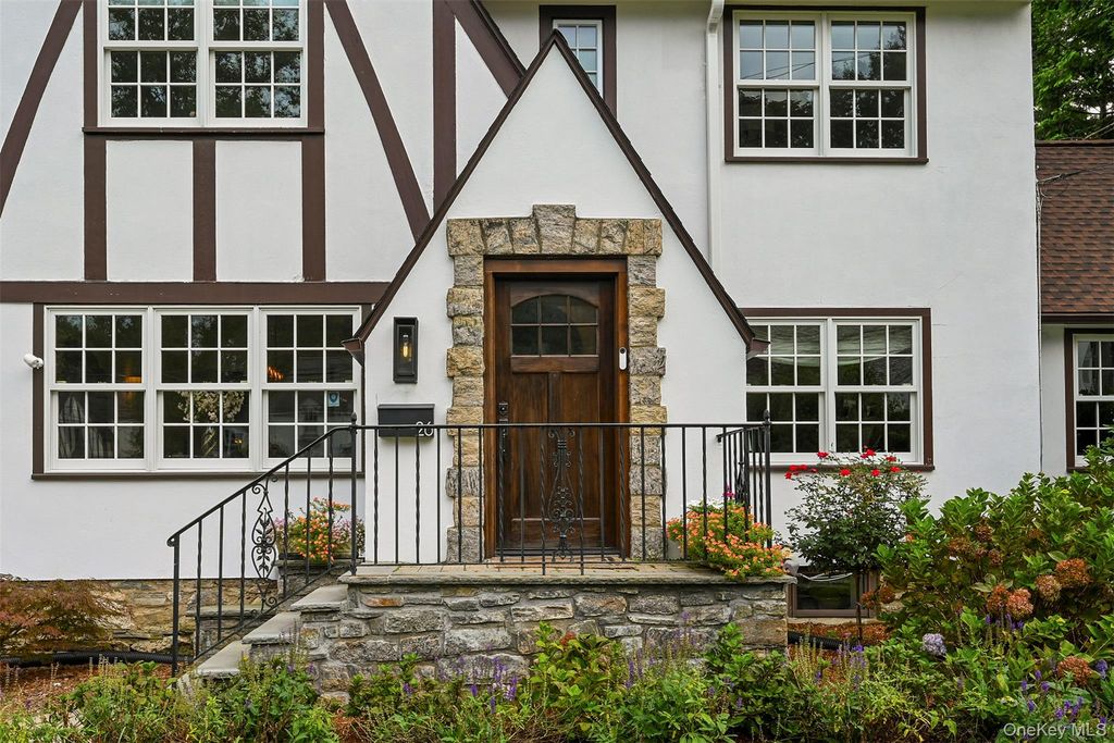 26 Dusenberry Road, Bronxville, NY 10708 — photo 3