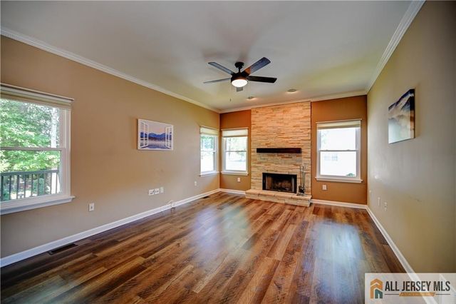 54 7th Street, Monroe, NJ 08831