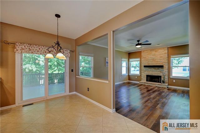 54 7th Street, Monroe, NJ 08831