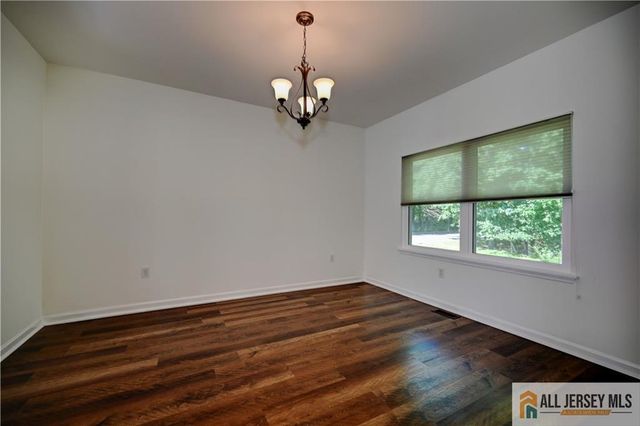 54 7th Street, Monroe, NJ 08831