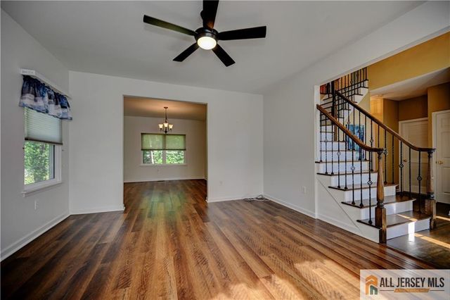 54 7th Street, Monroe, NJ 08831