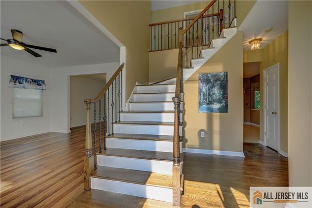 54 7th Street, Monroe, NJ 08831