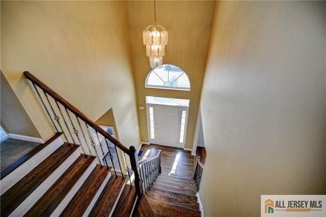 54 7th Street, Monroe, NJ 08831