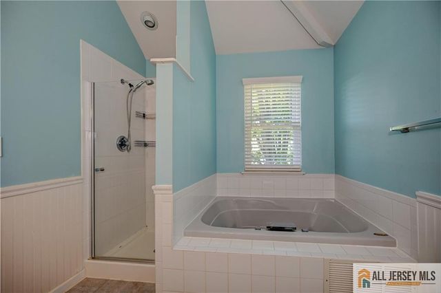 54 7th Street, Monroe, NJ 08831