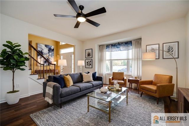 54 7th Street, Monroe, NJ 08831