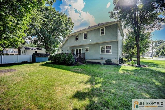 54 7th Street, Monroe, NJ 08831
