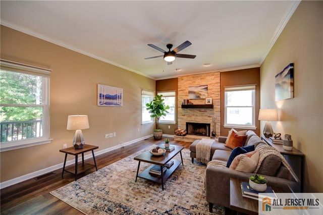 54 7th Street, Monroe, NJ 08831