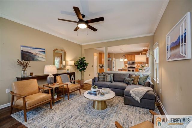 54 7th Street, Monroe, NJ 08831