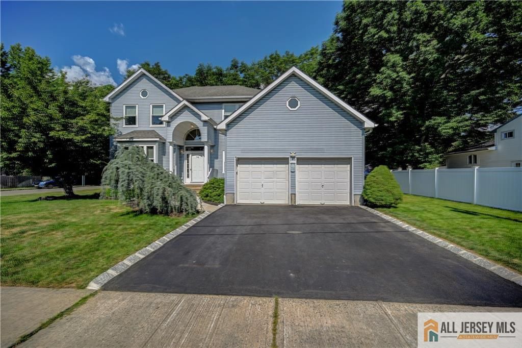 54 7th Street, Monroe, NJ 08831