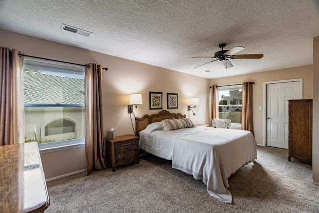 7704 Morris Rippel Place NE, Albuquerque, NM 87122