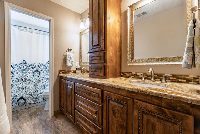 7704 Morris Rippel Place NE, Albuquerque, NM 87122