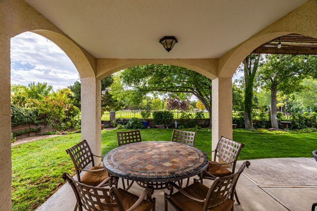 7704 Morris Rippel Place NE, Albuquerque, NM 87122