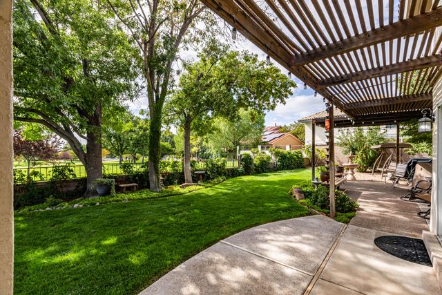 7704 Morris Rippel Place NE, Albuquerque, NM 87122