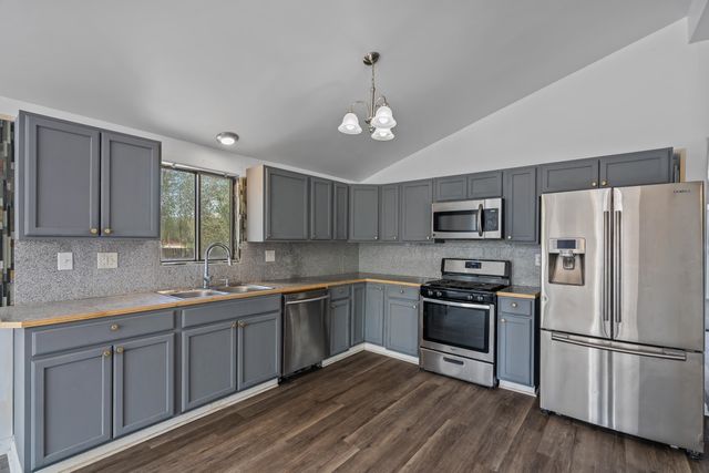 3199 E Road, Grand Junction, CO 81504